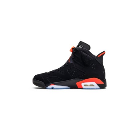 Chaussure de Sport Jordan 6 : Le Mix Parfait de Style et de Confort